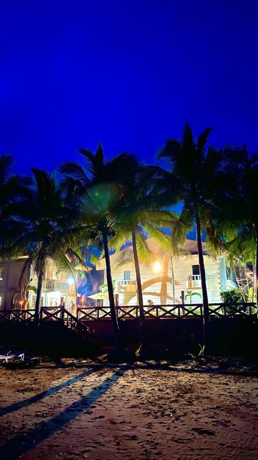 La Playita Hotell Lalawigan Exteriör bild